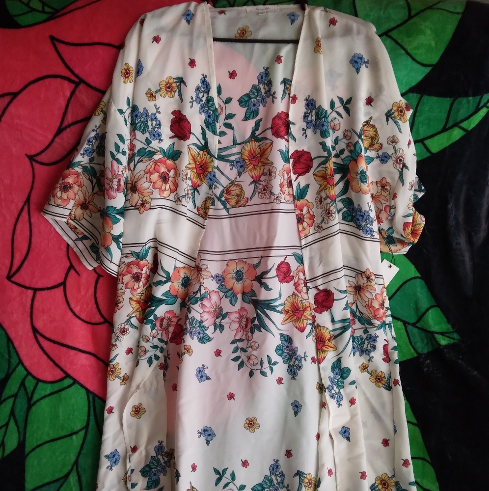 Active USA sheer robe